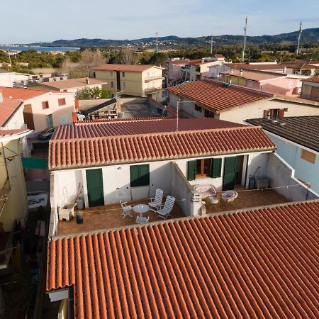 Ferienwohnung La Casa Di Tonia La Caletta Exterior foto