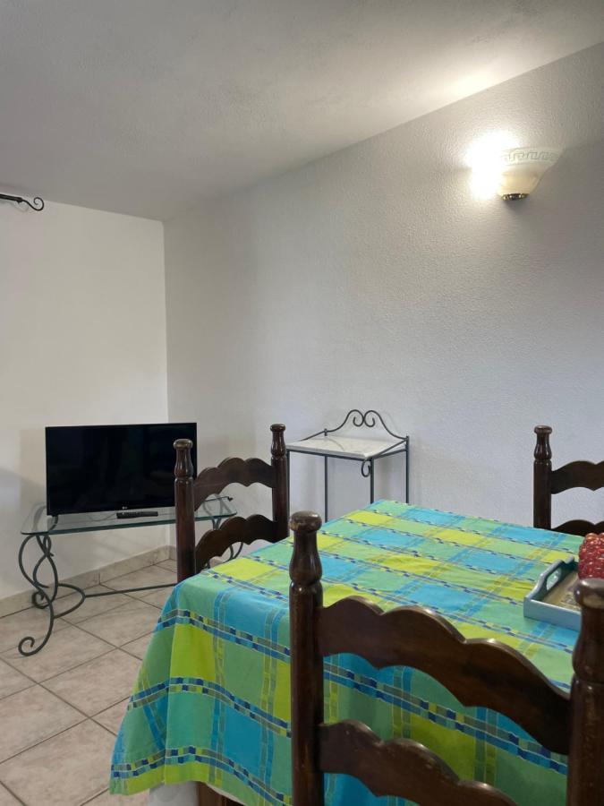 Ferienwohnung La Casa Di Tonia La Caletta Exterior foto
