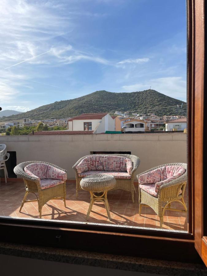 Ferienwohnung La Casa Di Tonia La Caletta Exterior foto