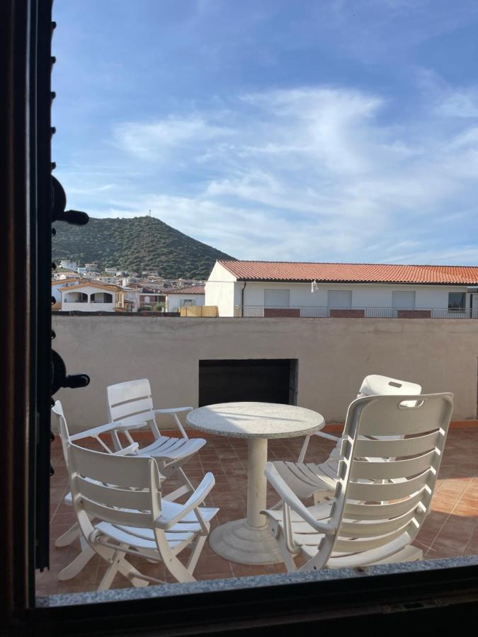 Ferienwohnung La Casa Di Tonia La Caletta Exterior foto