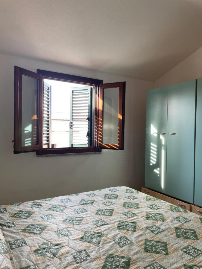 Ferienwohnung La Casa Di Tonia La Caletta Exterior foto