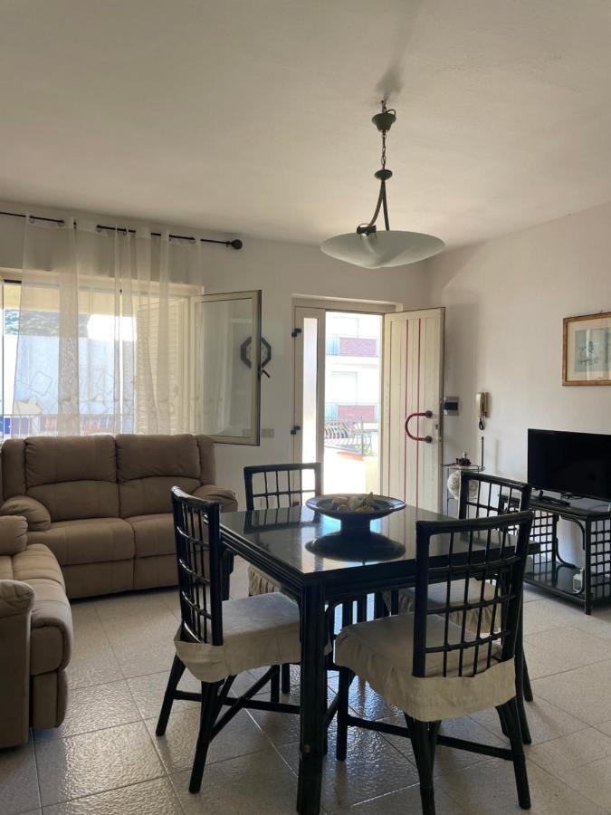 Ferienwohnung La Casa Di Tonia La Caletta Exterior foto