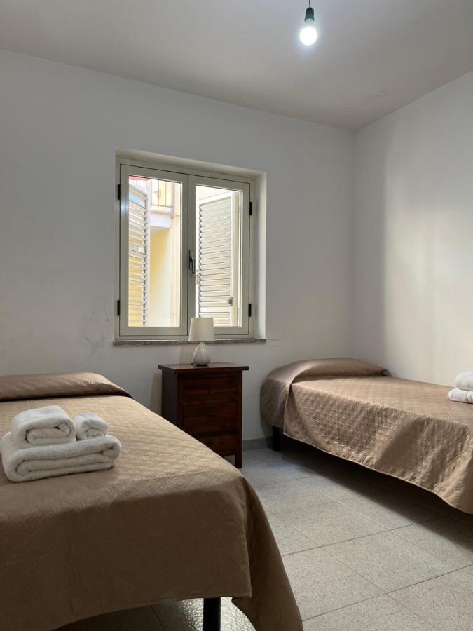 Ferienwohnung La Casa Di Tonia La Caletta Exterior foto