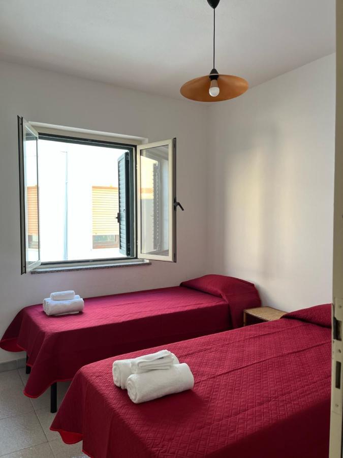 Ferienwohnung La Casa Di Tonia La Caletta Exterior foto
