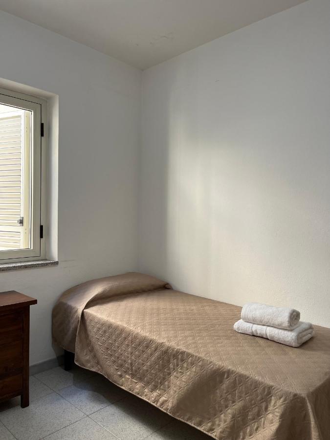 Ferienwohnung La Casa Di Tonia La Caletta Exterior foto