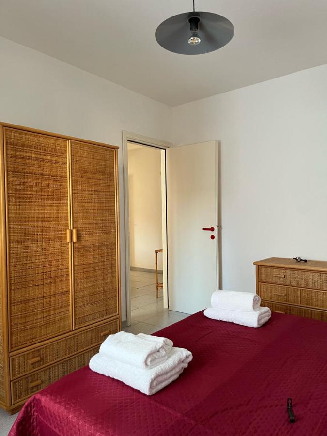 Ferienwohnung La Casa Di Tonia La Caletta Exterior foto