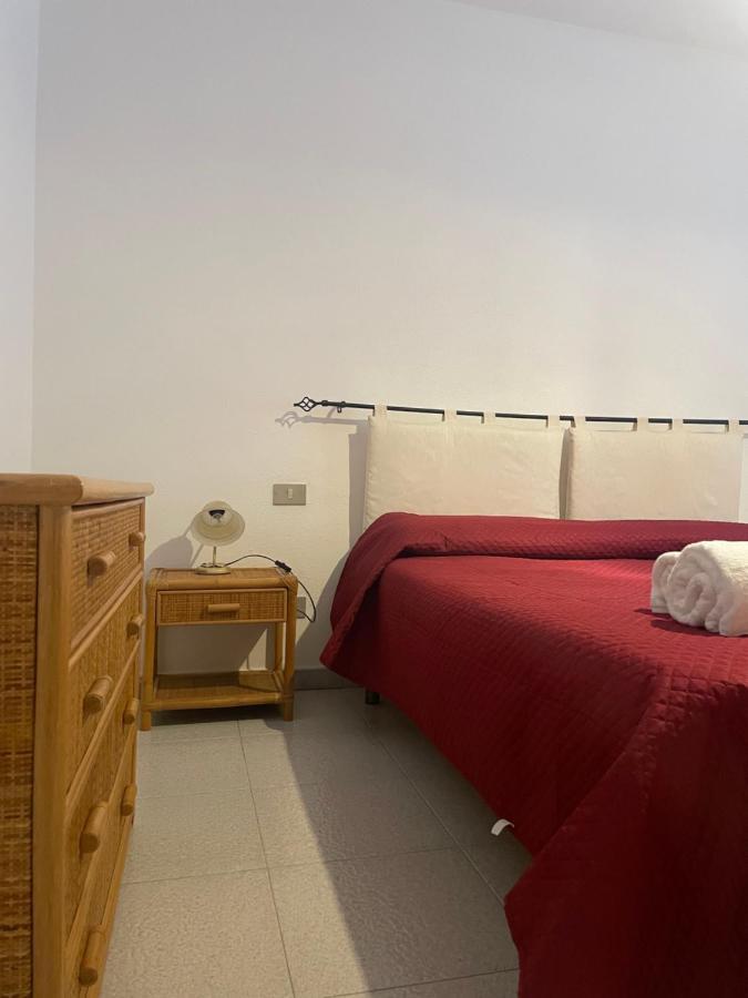 Ferienwohnung La Casa Di Tonia La Caletta Exterior foto